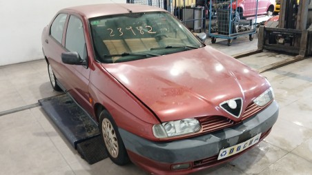 alfa romeo 146 (930_) 1994-2001 del año 1999