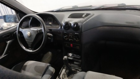 alfa romeo 146 (930_) 1994-2001 del año 1999