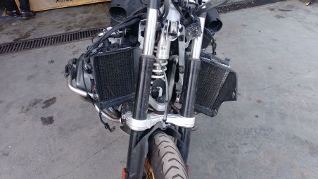 Recambio de radiador agua para bmw r 1250 - r 1250 gs referencia OEM IAM 17118546416  