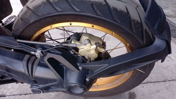 Recambio de pinza freno trasera izquierda para bmw r 1250 - r 1250 gs referencia OEM IAM 34218535160  