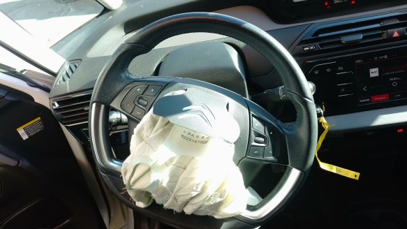 Recambio de volante para citroën c4 picasso ii 2013- 1.6 bluehdi 120 referencia OEM IAM 98167370ZD  