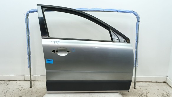 Recambio de puerta delantera derecha para volvo xc70 ii (136) 2007-2016 d5 awd referencia OEM IAM 31335589 31335589 