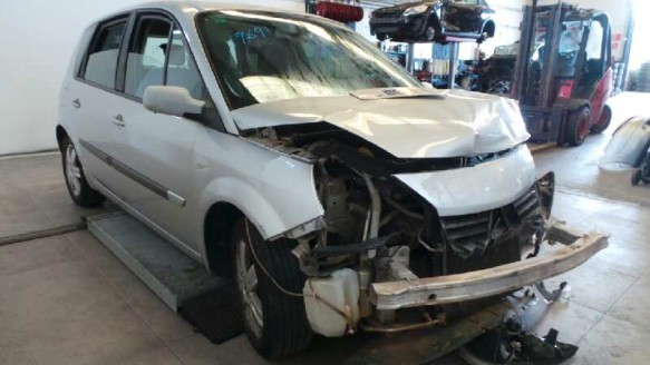 renault scenic ii 2003-2009 del año 2005