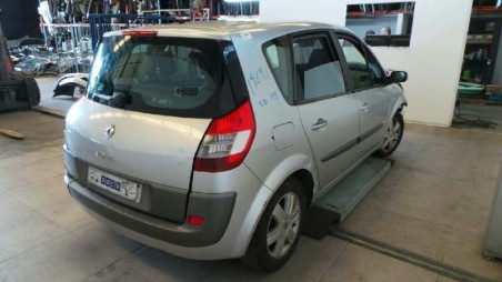 renault scenic ii 2003-2009 del año 2005