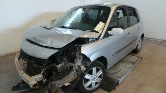 renault scenic ii 2003-2009 del año 2005
