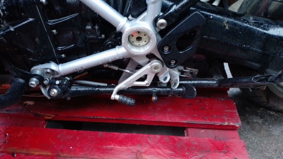 Recambio de caballete lateral para bmw r 1250 - r 1250 gs referencia OEM IAM 46538526525  