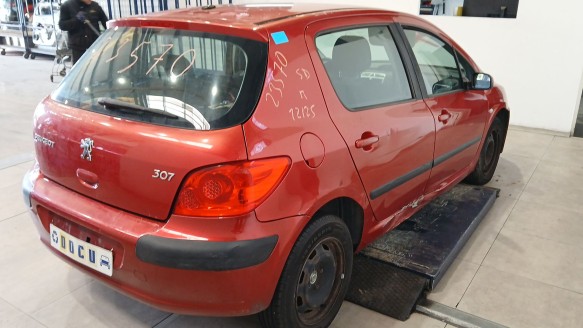 peugeot 307 (3a/c) 2000-2012 del año 2006