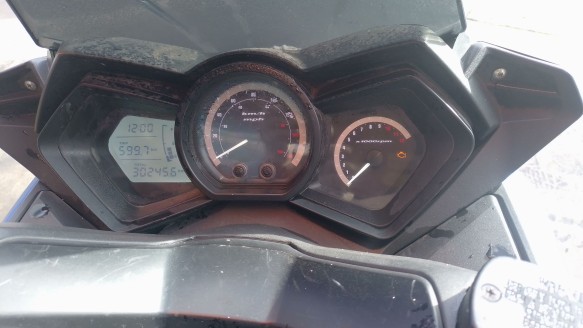 mitt 330 gts - del año 2020