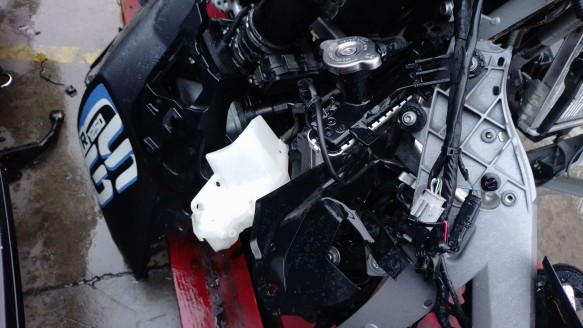 Recambio de deposito expansion para bmw r 1250 - r 1250 gs referencia OEM IAM 17128523489  