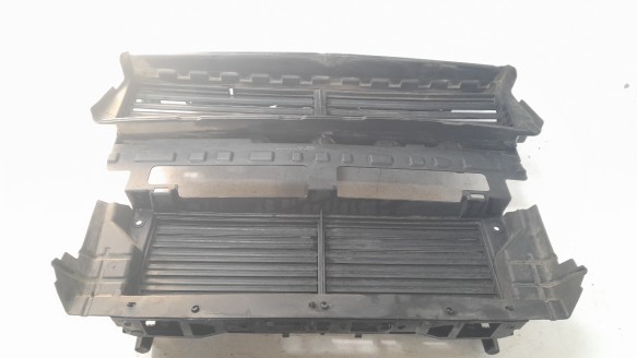 Recambio de panel frontal para ford mondeo lim. 2014- hybrid referencia OEM IAM 2430765  