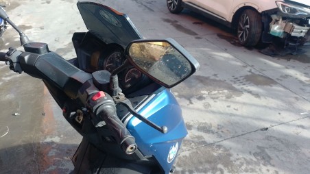 Recambio de retrovisor derecho para mitt 330 gts - 330 gts referencia OEM IAM RETROVISOR  