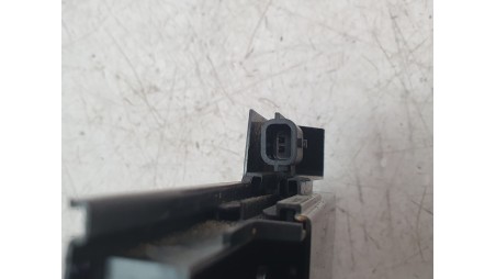 Recambio de cerradura puerta trasera derecha para dacia duster iii 2024- eco-g 100 essential referencia OEM IAM 825022783R  