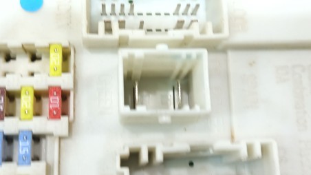 Recambio de caja reles / fusibles para ford focus iii 2010- 1.6 tdci referencia OEM IAM 2506087 BV6N14A073FJ 