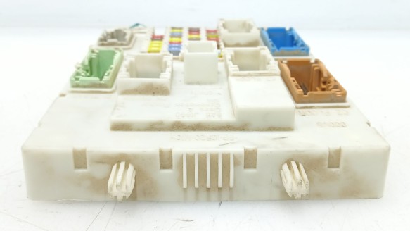 Recambio de caja reles / fusibles para ford focus iii 2010- 1.6 tdci referencia OEM IAM 2506087 BV6N14A073FJ 