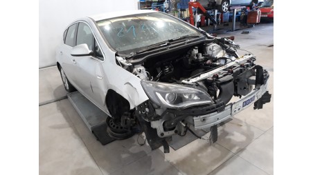 opel astra j lim. 2009-2015 del año 2014
