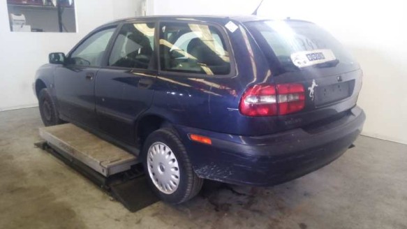 volvo v40 familiar 1995-2005 del año 2002