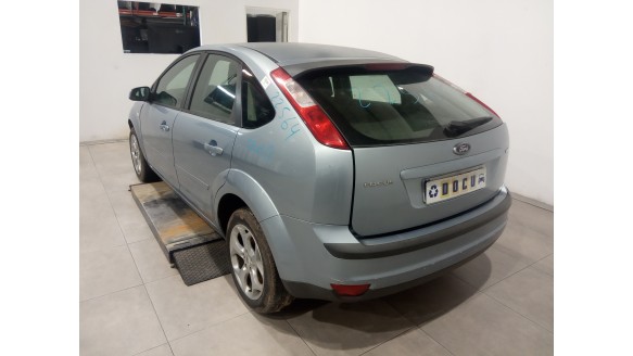 ford focus berlina (cap) 2004-2007 del año 2007