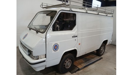 nissan trade caja/chasis 1986-1994 del año 1991