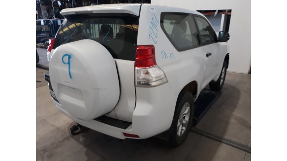 toyota land cruiser (j15) 2009-2017 del año 2010