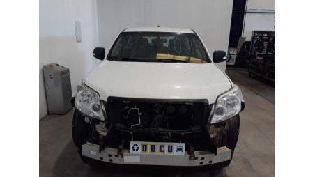 toyota land cruiser (j15) 2009-2017 del año 2010