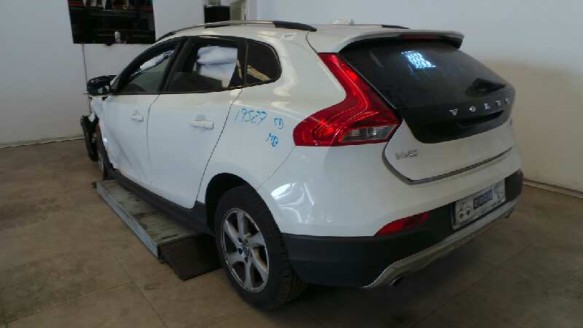 volvo v40 cross country 2012- del año 2015