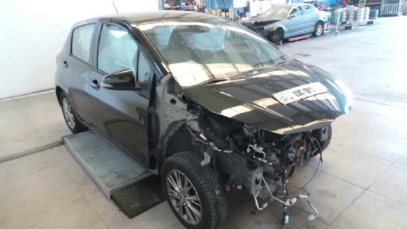 toyota yaris 2014-2017 del año 2017