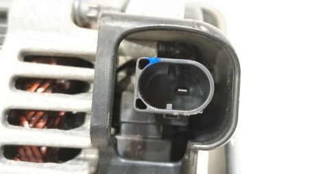 Recambio de alternador para kia optima (jf) 2015- 1.7 crdi referencia OEM IAM 373002A910 373002A910 