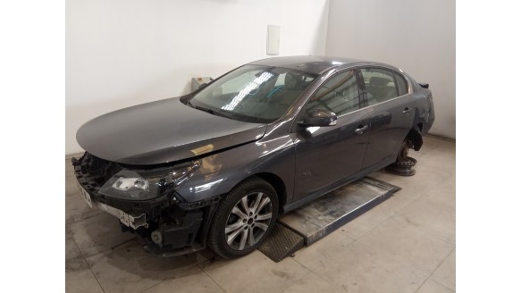 renault latitude 2010-2014 del año 2011