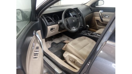 renault latitude 2010-2014 del año 2011