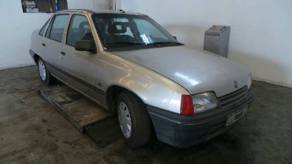 opel kadett e 1984- del año 1984