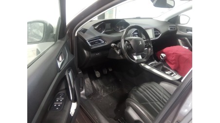peugeot 308 2013- del año 2015