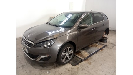 peugeot 308 2013- del año 2015