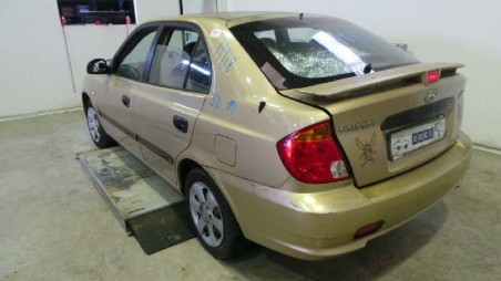 hyundai accent (lc) 1999-2010 del año 2004