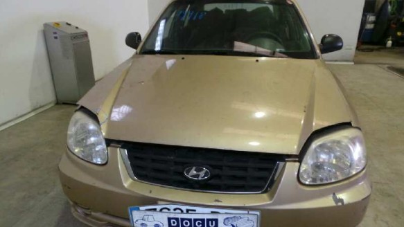 hyundai accent (lc) 1999-2010 del año 2004
