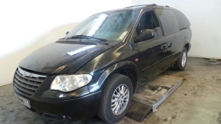 chrysler voyager (rg) 2001-2008 del año 2004