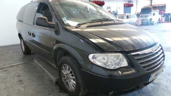 chrysler voyager (rg) 2001-2008 del año 2004