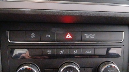 Recambio de warning para seat leon (5f1) 2012-2021 1.5 tgi referencia OEM IAM 5F0953235B1QB 5F0953235B 