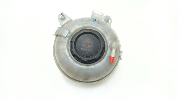 Recambio de deposito expansion para seat leon (5f1) 2012-2021 1.5 tgi referencia OEM IAM 5Q0121407M 5Q0121407M 