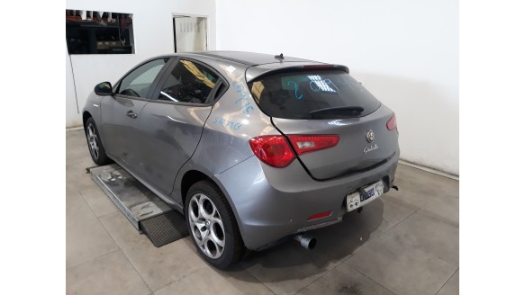 alfa romeo giulietta (191) 2010- del año 2015