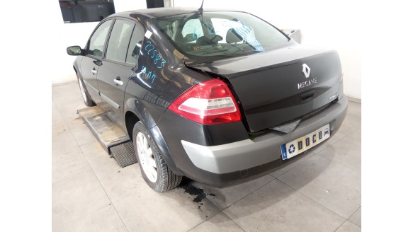 renault megane ii classic berlina 2003-2010 del año 2006
