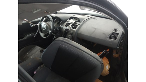 renault megane ii classic berlina 2003-2010 del año 2006