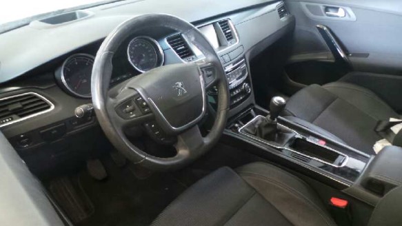 peugeot 508 2011-2018 del año 2016