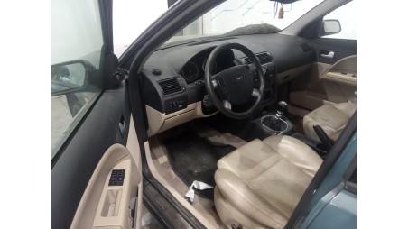 ford mondeo berlina (ge) 2000-2007 del año 2002