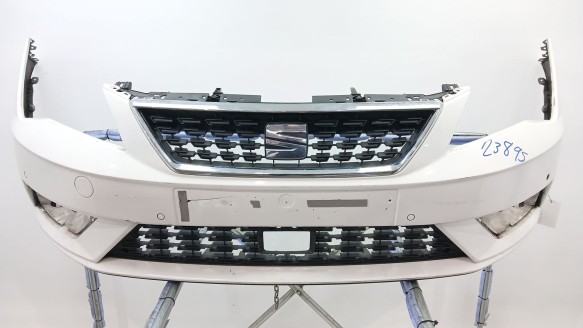 Recambio de paragolpes delantero para seat leon (5f1) 2012-2021 1.5 tgi referencia OEM IAM 5F0807221RGRU 5F0807221RGRU 