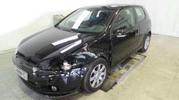 volkswagen golf v berlina (1k1) 2003-2008 del año 2004