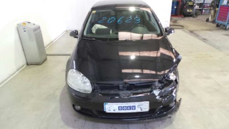 volkswagen golf v berlina (1k1) 2003-2008 del año 2004