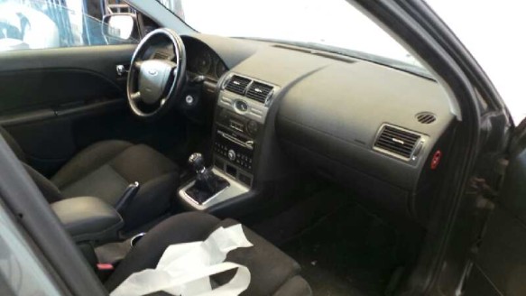 ford mondeo berlina (ge) 2000-2007 del año 2006