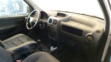 peugeot partner (s2) 2002-2008 del año 2005