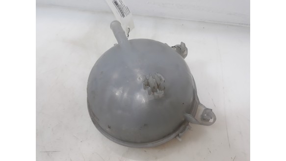 Recambio de deposito expansion para volkswagen t-roc 2017- advance style referencia OEM IAM 5Q0121407M 5Q0121407M 