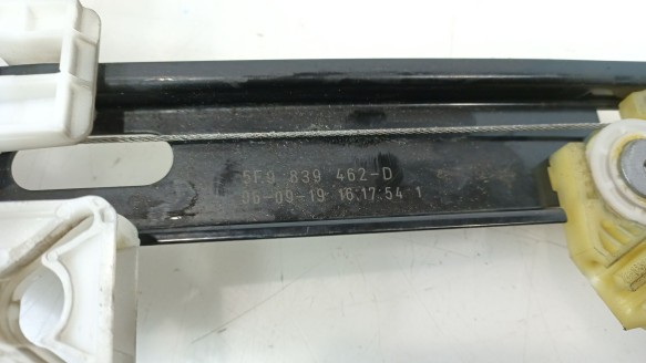 Recambio de elevalunas trasero derecho para seat leon (5f1) 2012-2021 1.5 tgi referencia OEM IAM 5F9839462D 5F9839462D 